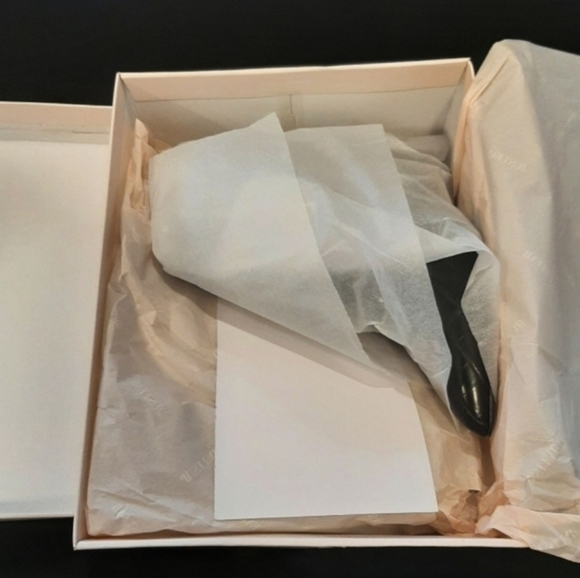 Old Town Cutout Heeled Bootie 8.5 MSRP $63 - Picture 6 of 7